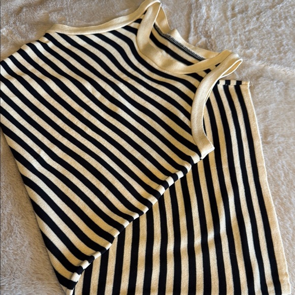 Striped Sleeveless Dress - Picture 3 of 3
